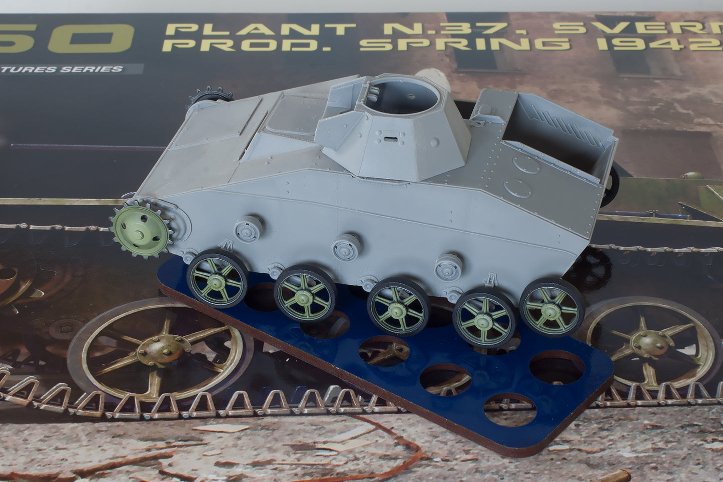 1/35 QuickWheel QW-240 T-60 PLANT No. 37 / German Artillery Tractor T-60(r) - MiniArt