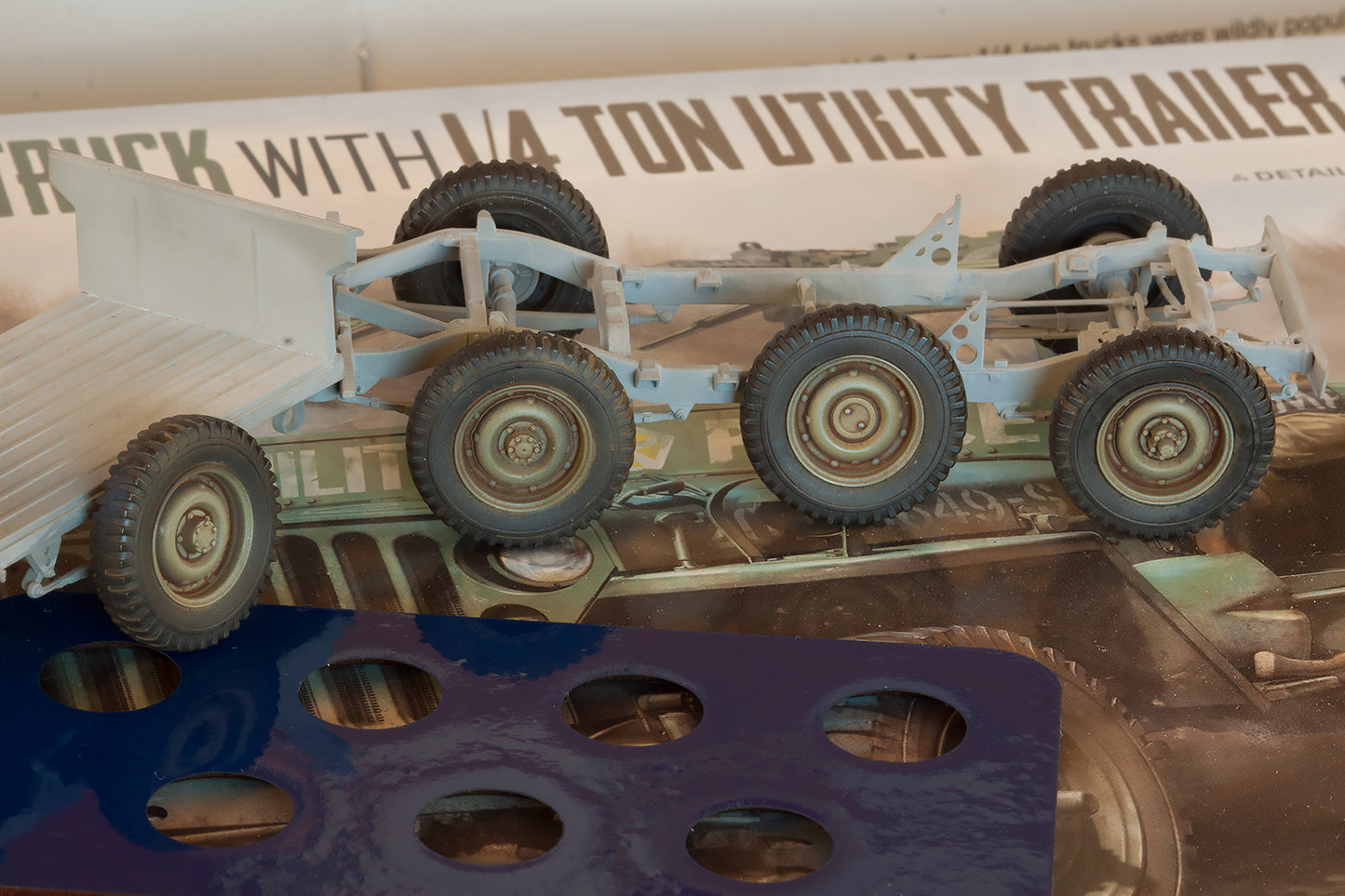 1/35 QuickWheel QW-253 US 1/4 Ton utility truck (JEEP) with 1/4 ton utility trailer - Takom