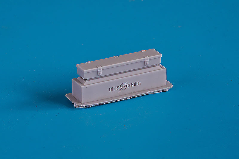 1/48 BitsKrieg BK-48002 Mid. WWII T-34; SU-85; SU-100; SU-122; IS-1; IS-122; IS-2; ISU-122; ISU-152 tool boxes