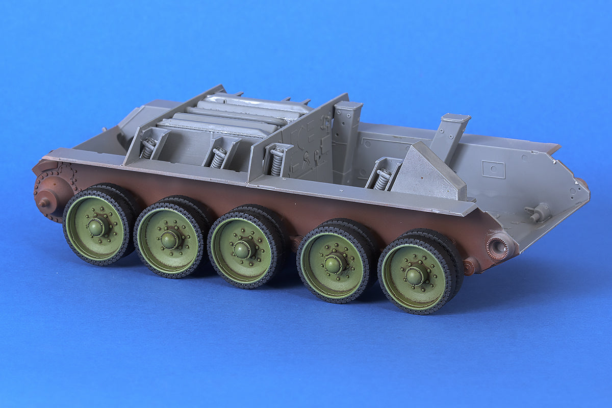 1/35 QuickWheel QW-183 SU-85; SU-122; Jagdpanzer SU-85 (r) - MiniArt