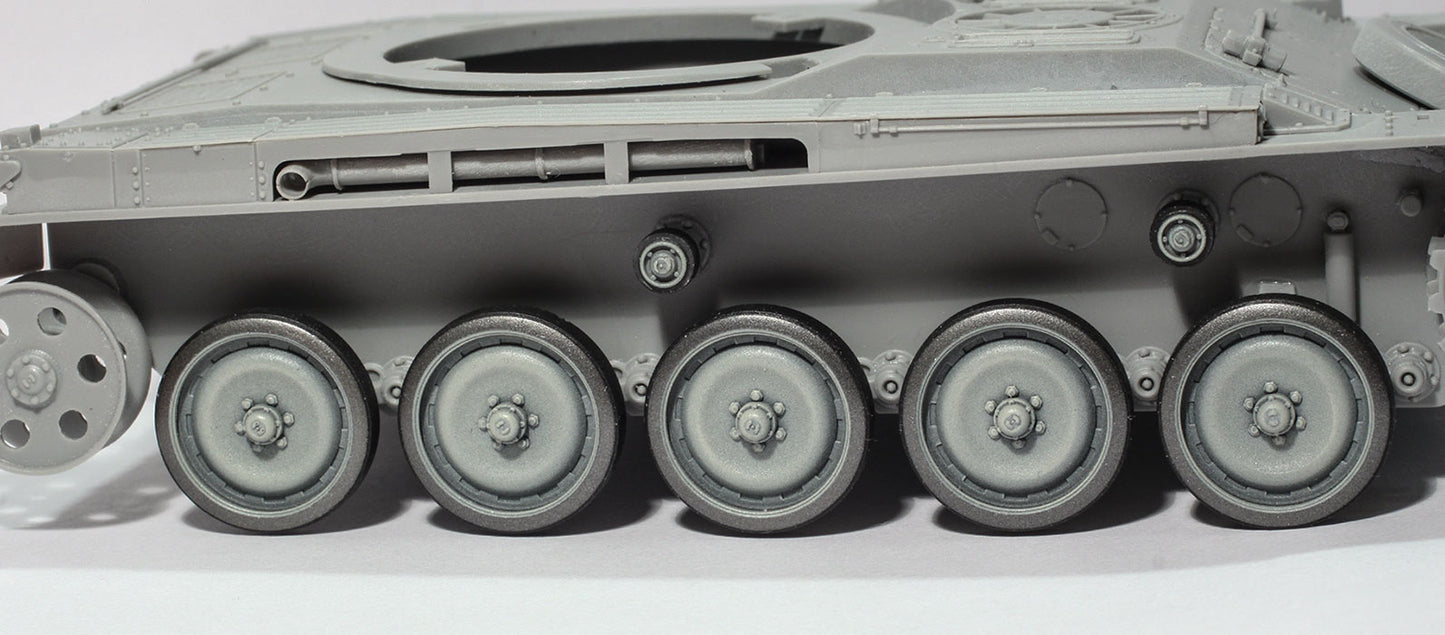 1/35 QuickWheel QW-174 French light tank AMX-13 - Takom