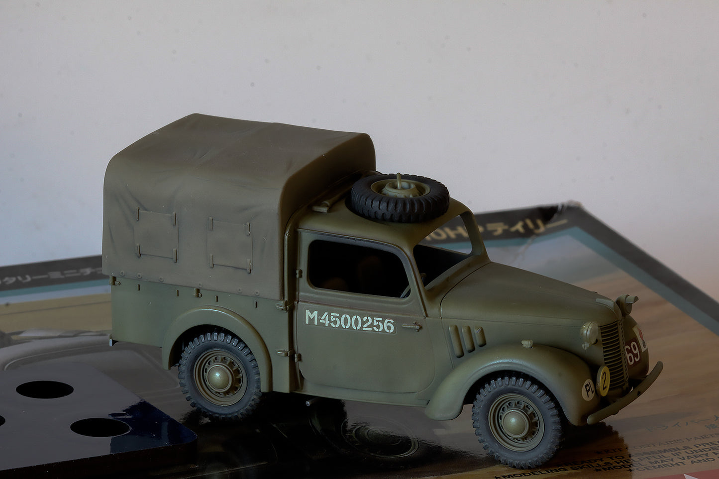 1/48 QuickWheel QW-48016 British Light Utility Car 10HP - Tamiya