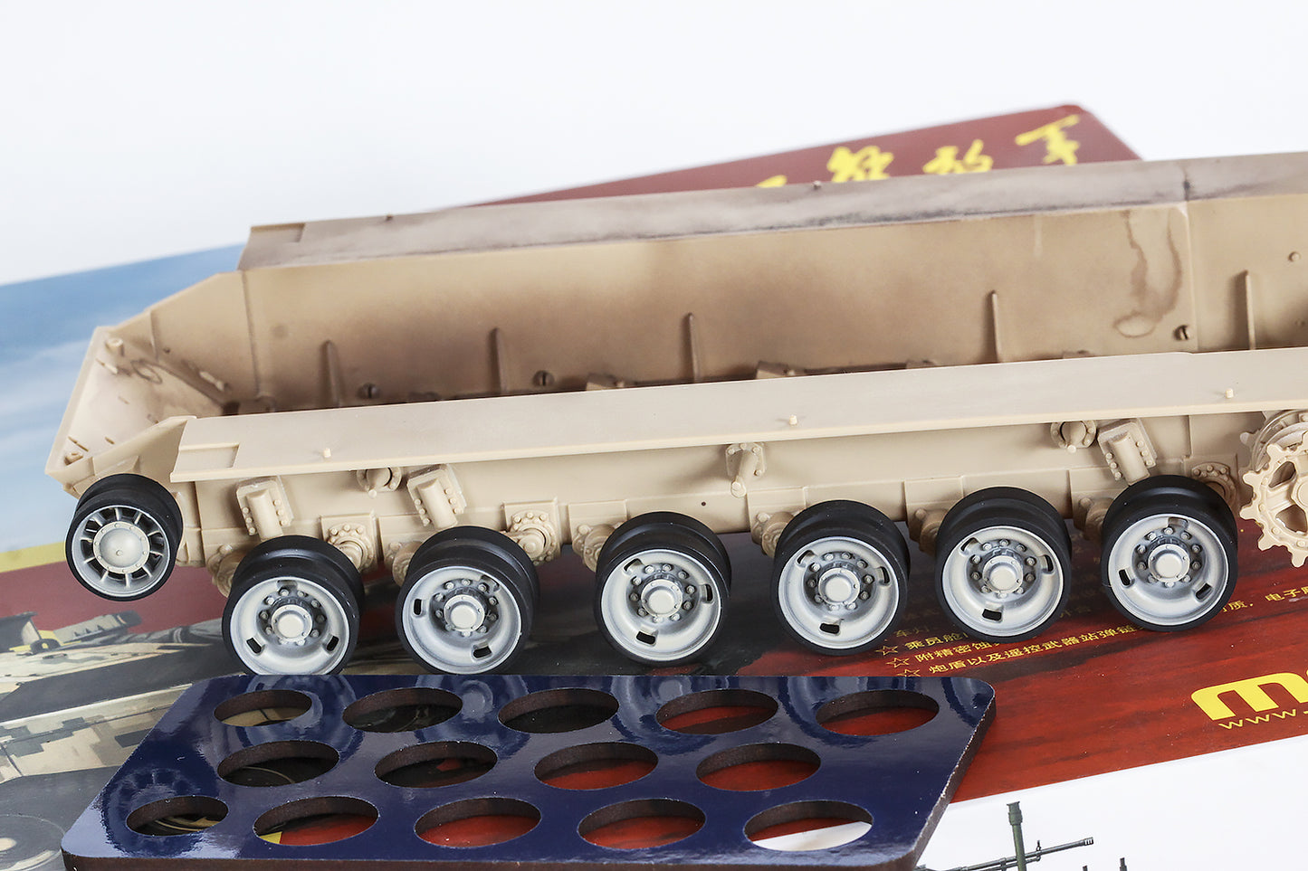 1/35 QuickWheel QW-201 ZTZ96B - MENG
