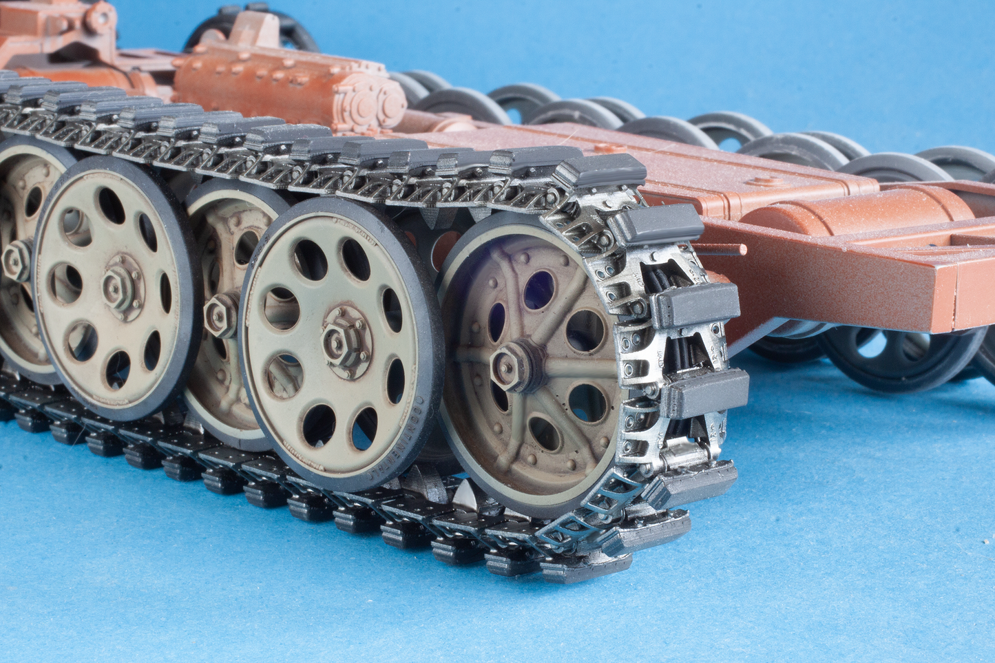 1/16 QuickTracks T-16007 Sd.Kfz. 251 Tracks (early), Drive Sprockets & Transmission for DAS WERK kits
