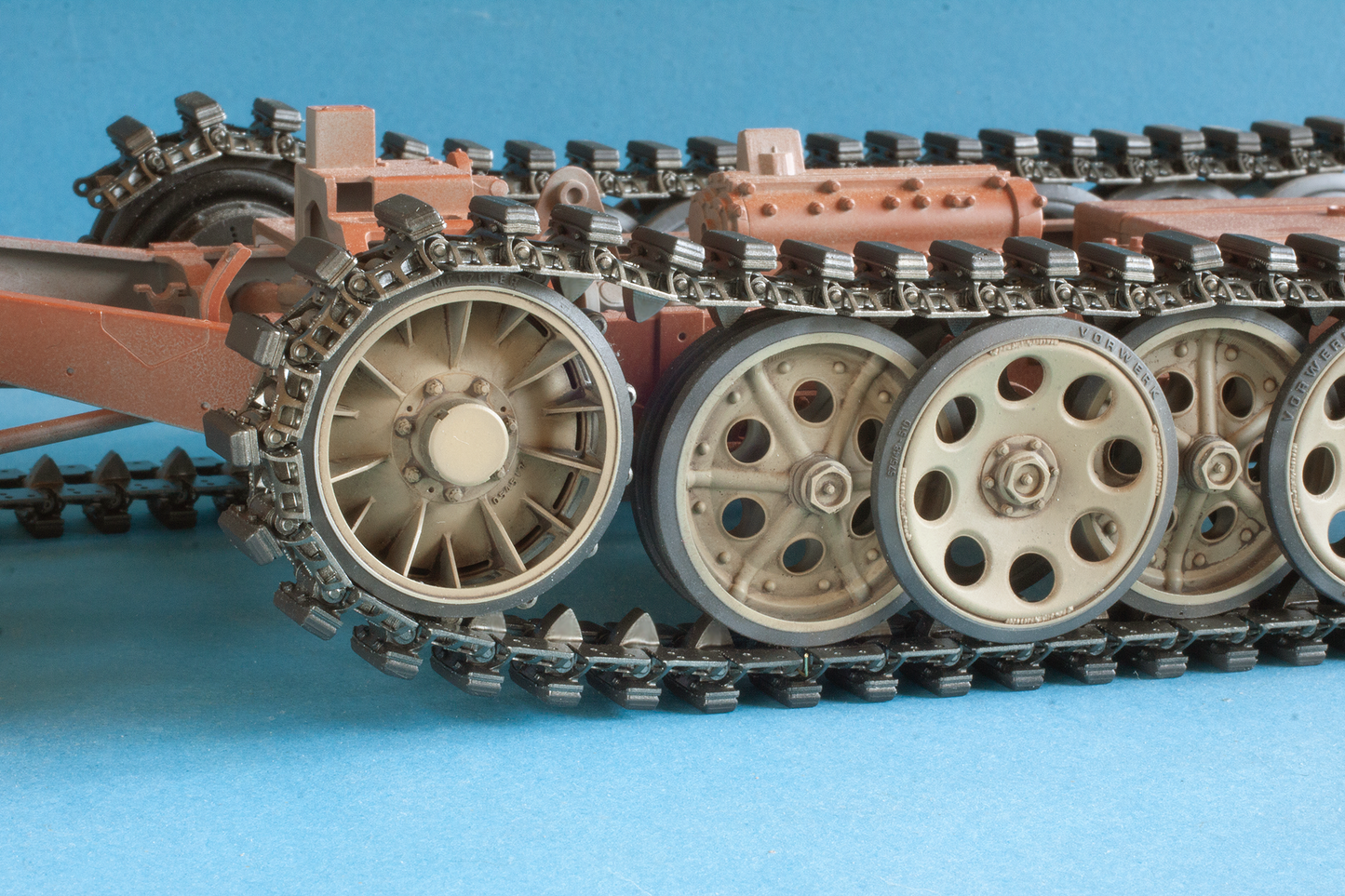 1/16 QuickTracks T-16007 Sd.Kfz. 251 Tracks (early), Drive Sprockets & Transmission for DAS WERK kits