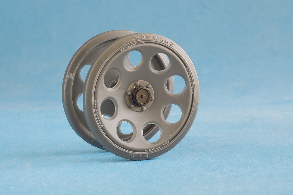 1/16 QuickWheel QWX-16002 Corrected Sd.Kfz. 251 Road Wheels for Das Werk kits