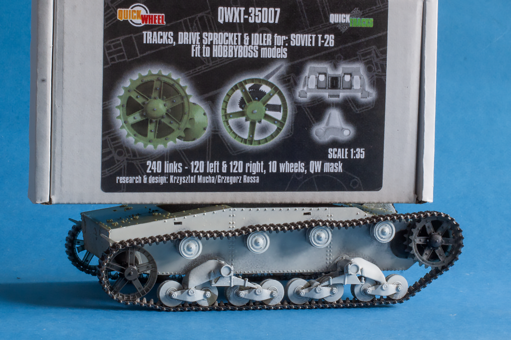 1/35 QuickWheel QWXT-35007 Tracks, Drive Sprockets & Idlers for Soviet T-26