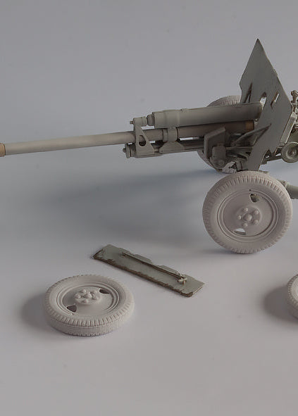 1/35 QuickWheel QWL-002 Wheels for ZiS-2; ZiS-3; KP-42 Field Kitchen, Limber (2-holes rim)