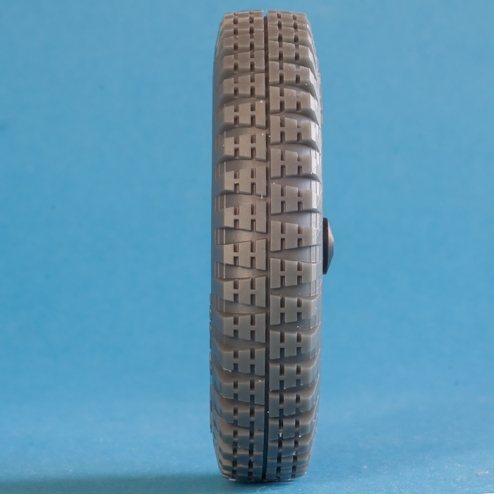 1/16 QuickWheel QWX-16005 Corrected Sd.Kfz. 251 Front Wheels for Das Werk kits - off-road tread (dunlop)