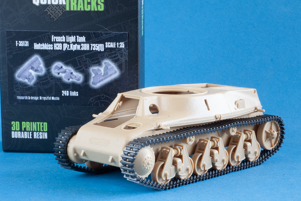 1/35 QuickTracks T-35131 French Light Tank Hotchkiss H39 (Pz.Kpfw. 38H 735(f))