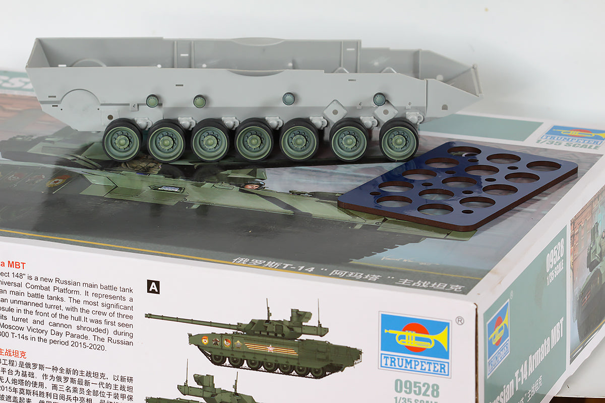 1/35 QuickWheel QW-220 T-14 Armata - Trumpeter / ARK Models