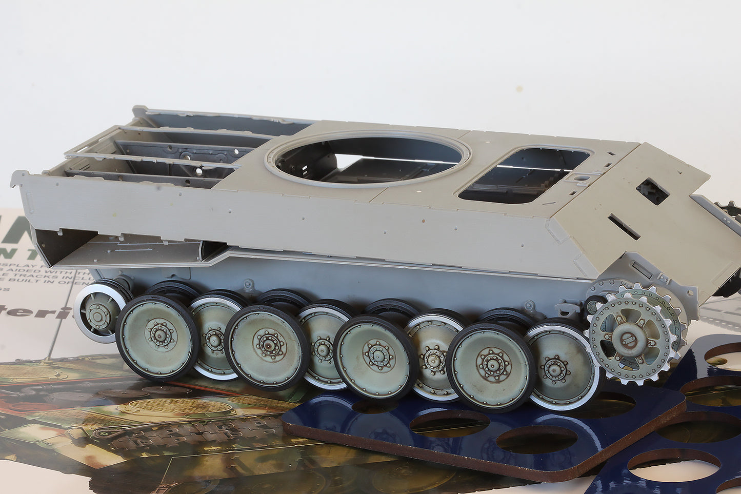 1/35 QuickWheel QW-224 Panther D - Takom