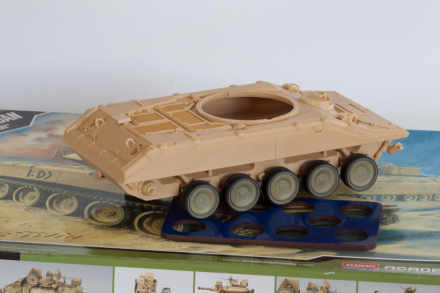 1/35 QuickWheel QW-235 M551 Sheridan - Academy (2005+ tool)