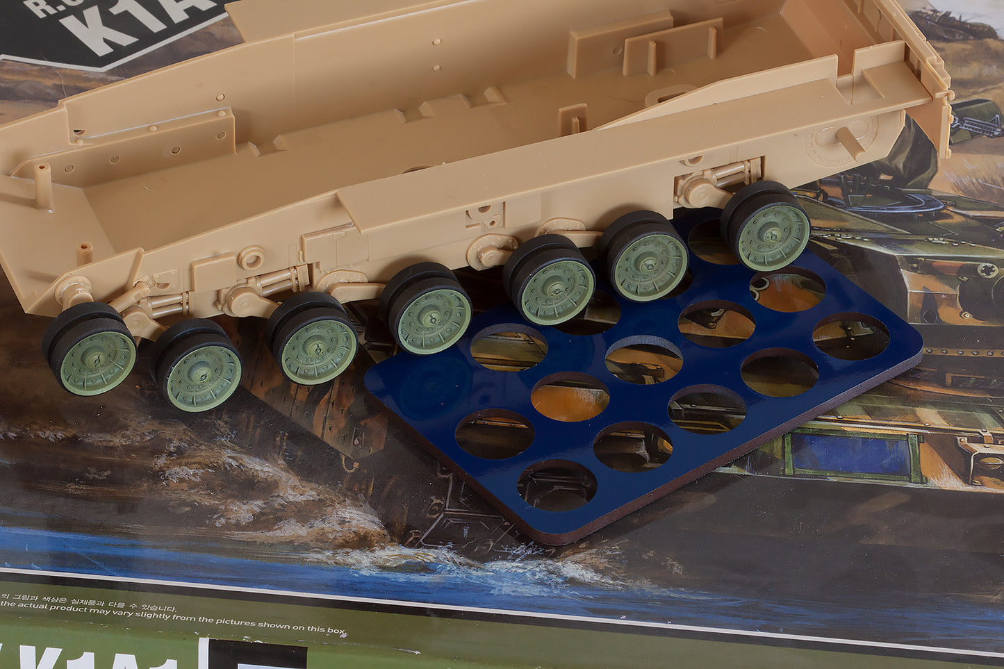 1/35 QuickWheel QW-236 R.O.K. Army MBT K1A1 / K1A2 - Academy