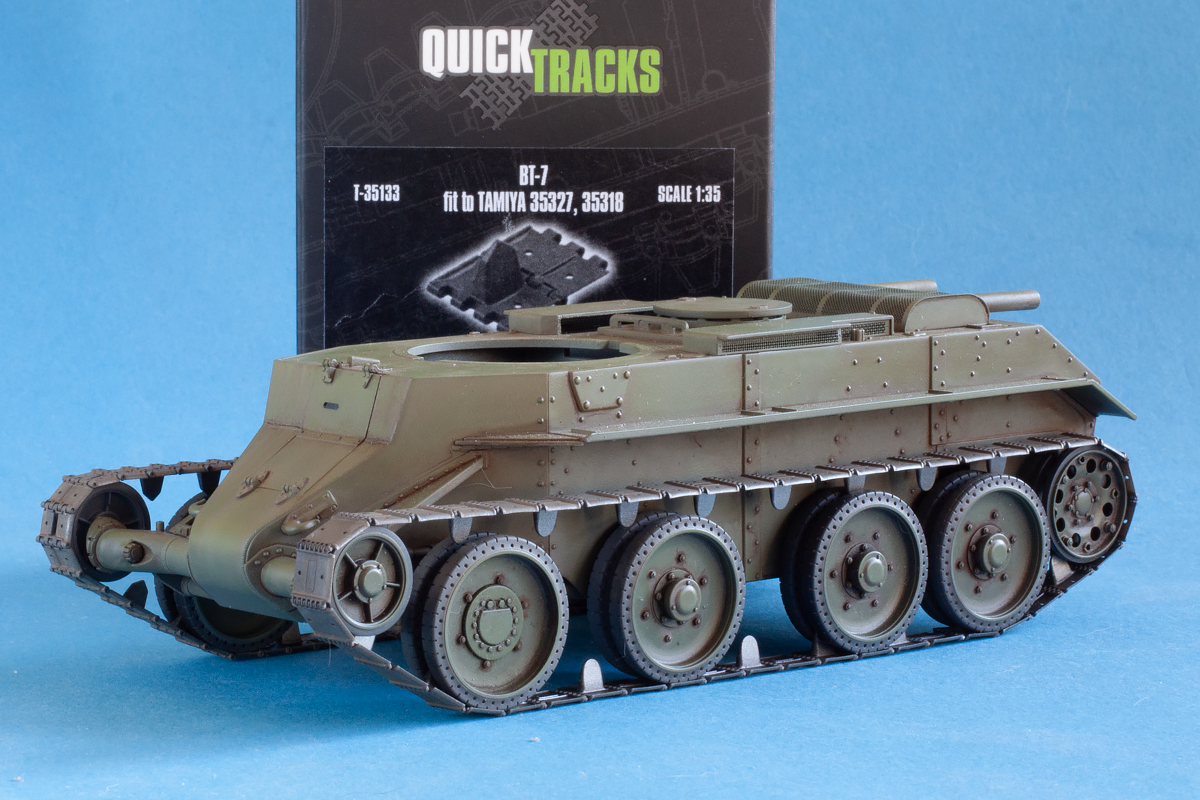 1/35 QuickTracks T-35132 BT-2, BT-5, BT-7 (early) for Tamiya