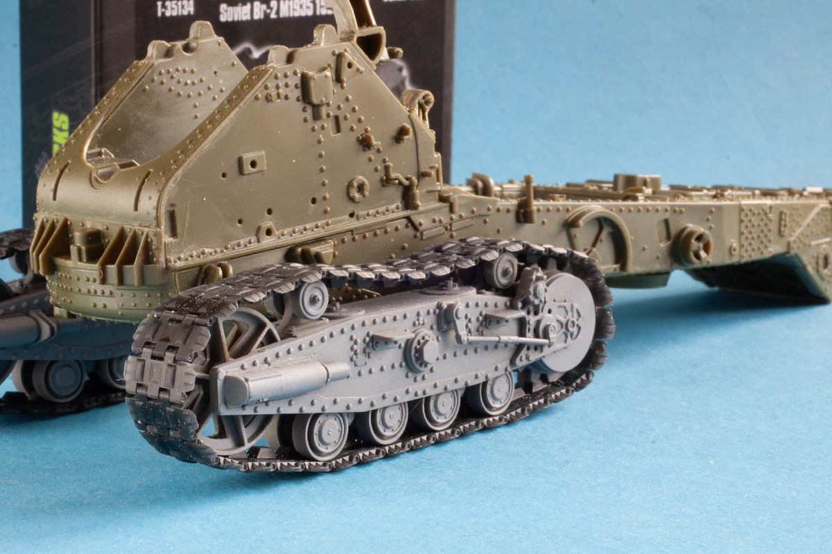 1/35 QuickTracks T-35134 Soviet B-4 M1931 203mm Howitzer; Soviet Br-2 M1935 152mm gun