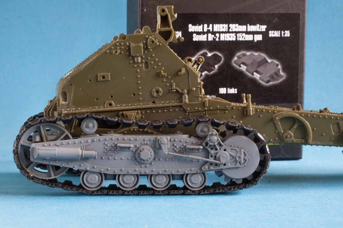 1/35 QuickTracks T-35134 Soviet B-4 M1931 203mm Howitzer; Soviet Br-2 M1935 152mm gun