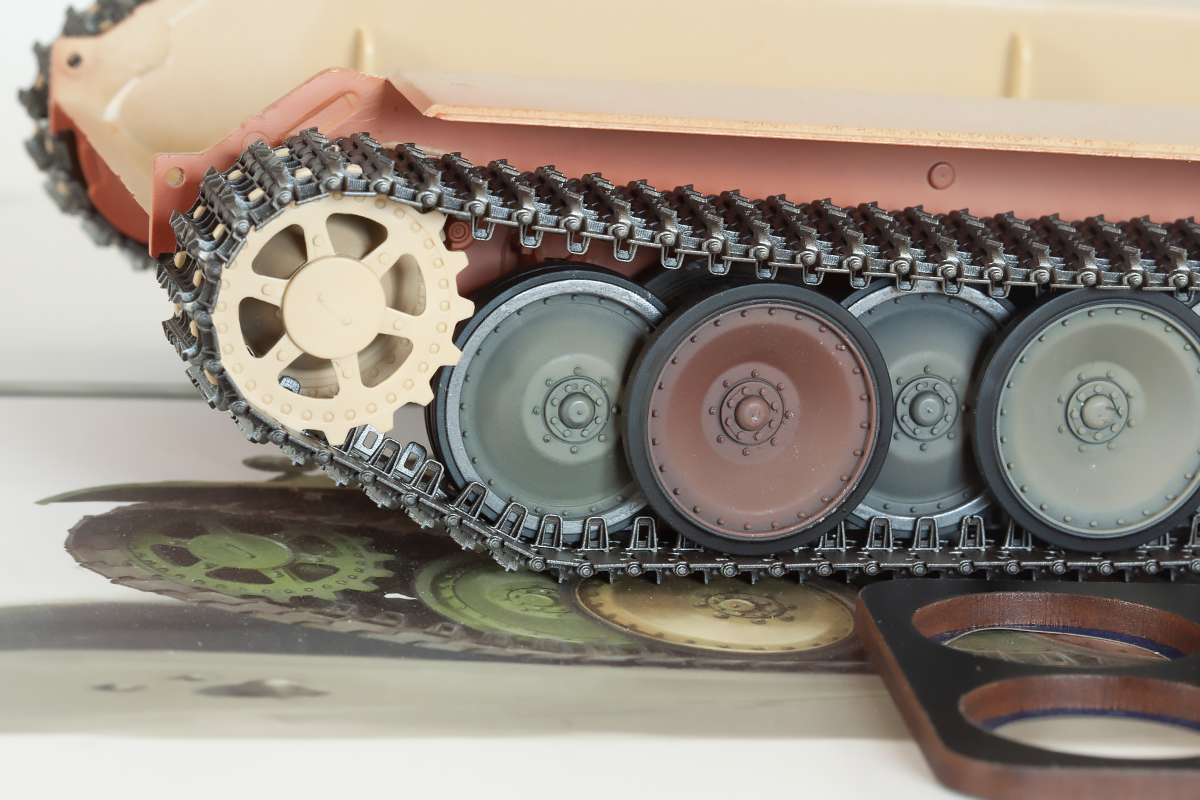 1/35 QuickWheel QWXT-35010 Panther G Late prod; Jagdpanther G2 tracks & QW Mask– for DAS WERK Super Blitz & Takom