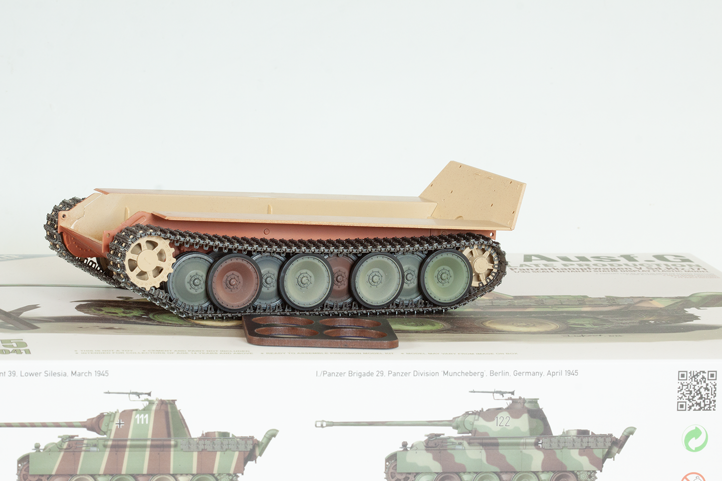 1/35 QuickWheel QWXT-35010 Panther G Late prod; Jagdpanther G2 tracks & QW Mask– for DAS WERK Super Blitz & Takom