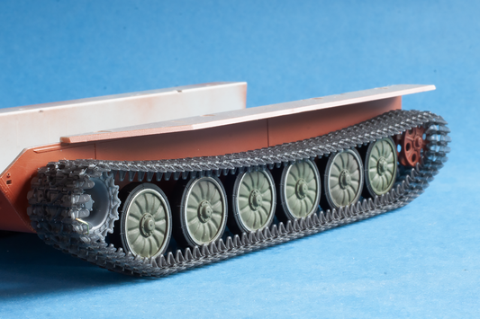 1/35 QuickTracks T-35128 MT-LBW, 9K35 Strela-10 – OMSh wide type „WIEZDIECHOD” & Drive Sprockets for ZVEZDA
