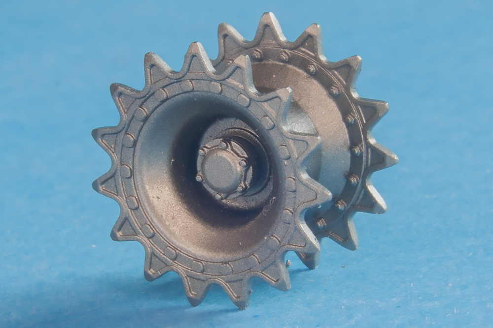 1/35 QuickTracks T-35126 122mm SP Howitzer 2S1 Gvozdika – OMSh type & Drive Sprockets for ZVEZDA