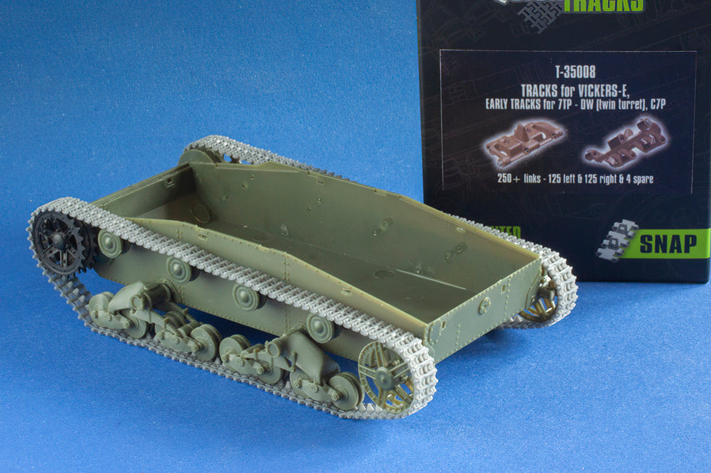 1/35 QuickTracks T-35008 Tracks for Vickers-E; Early tracks for 7TP - DW (twin turret); C7P